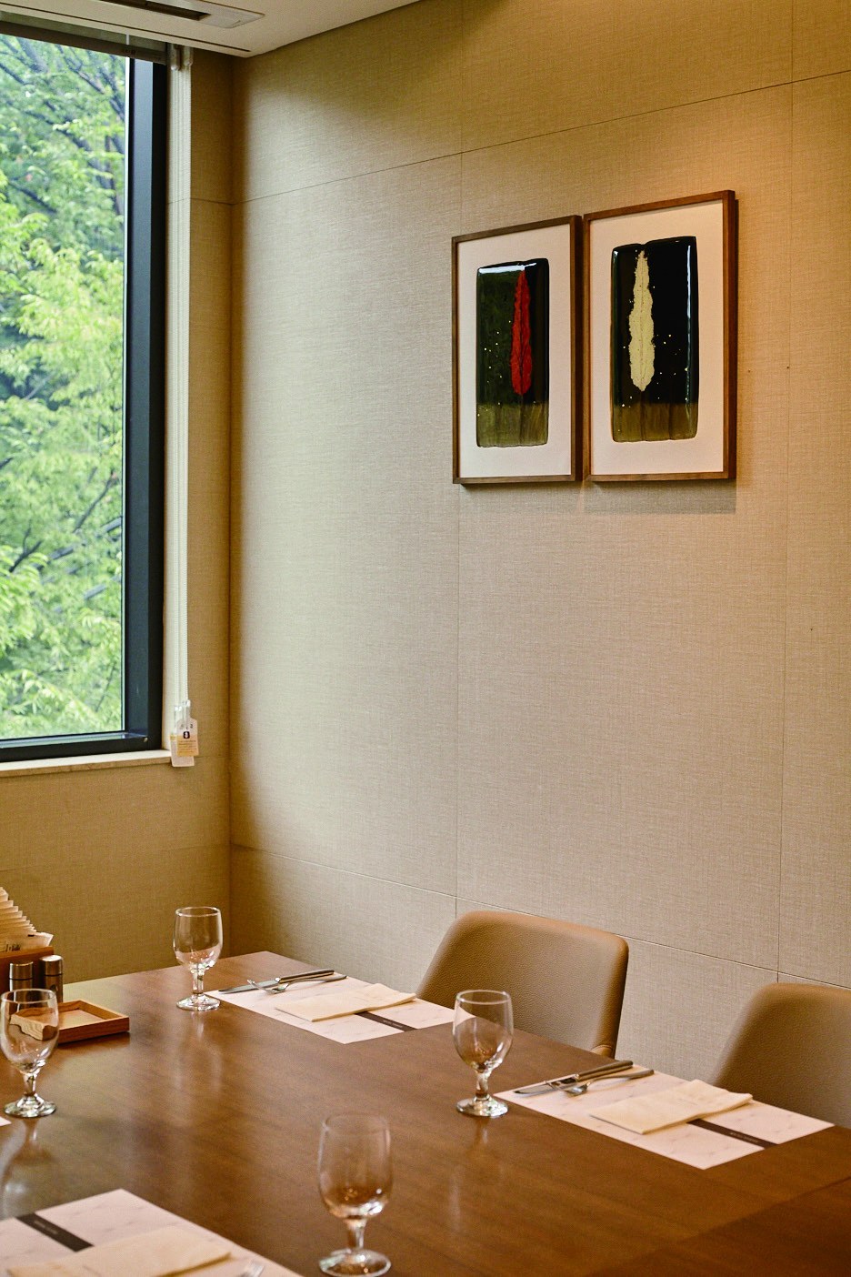 Works on view at Seoul Club